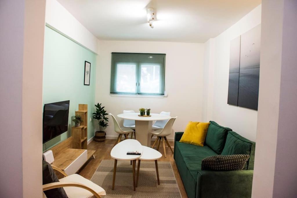 Newly Renovated-City Center Apartment Αθήνα Εξωτερικό φωτογραφία