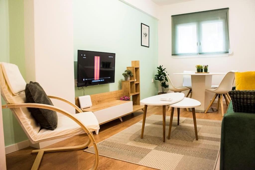 Newly Renovated-City Center Apartment Αθήνα Εξωτερικό φωτογραφία