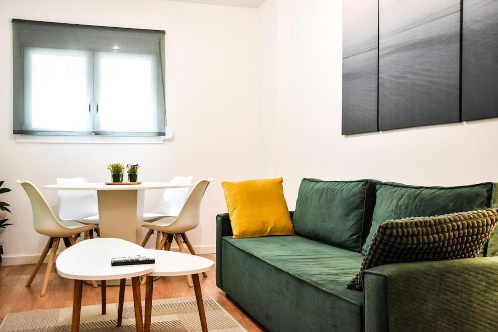Newly Renovated-City Center Apartment Αθήνα Εξωτερικό φωτογραφία
