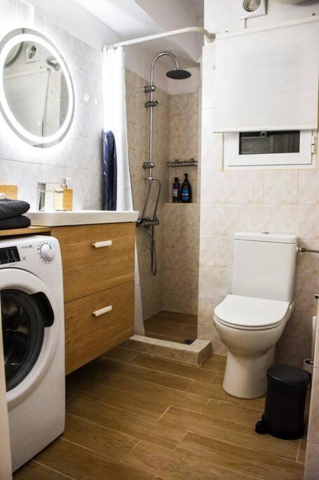 Newly Renovated-City Center Apartment Αθήνα Εξωτερικό φωτογραφία